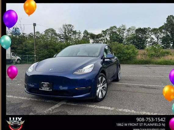 TESLA MODEL Y 2021 5YJYGDEE9MF301156 image